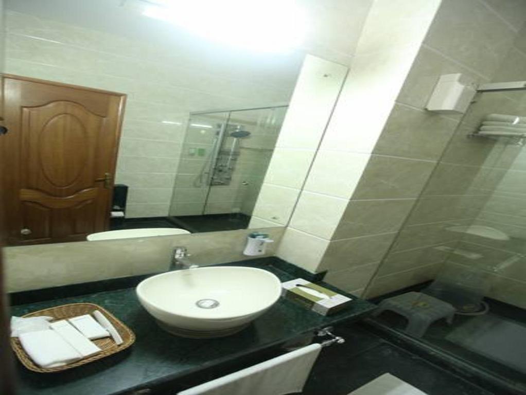 Modi Hotel & Resorts Pinjaur Oda fotoğraf