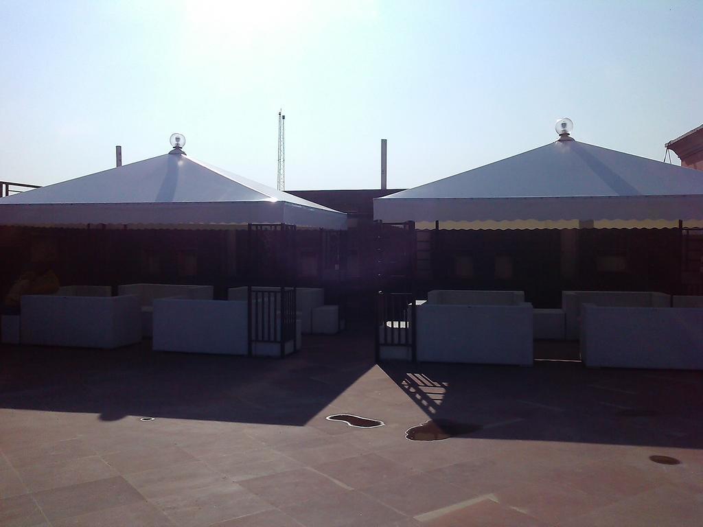 Modi Hotel & Resorts Pinjaur Dış mekan fotoğraf
