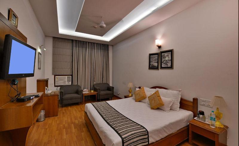 Modi Hotel & Resorts Pinjaur Dış mekan fotoğraf